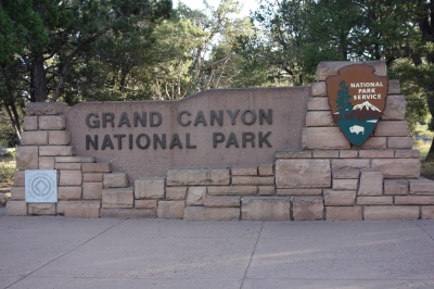 Grand Canyon Sign (Alexander Mirschel)  Copyright 
Informazioni sulla licenza disponibili sotto 'Prova delle fonti di immagine'